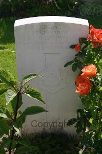 Dozinghem Military Cemetery - Brown, J